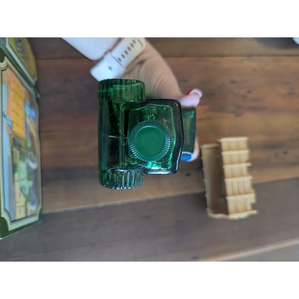 Avon Vintage MAC TRUCK Big Mack Windjammer Green Glass OLAND After‎ Shave 6 Oz